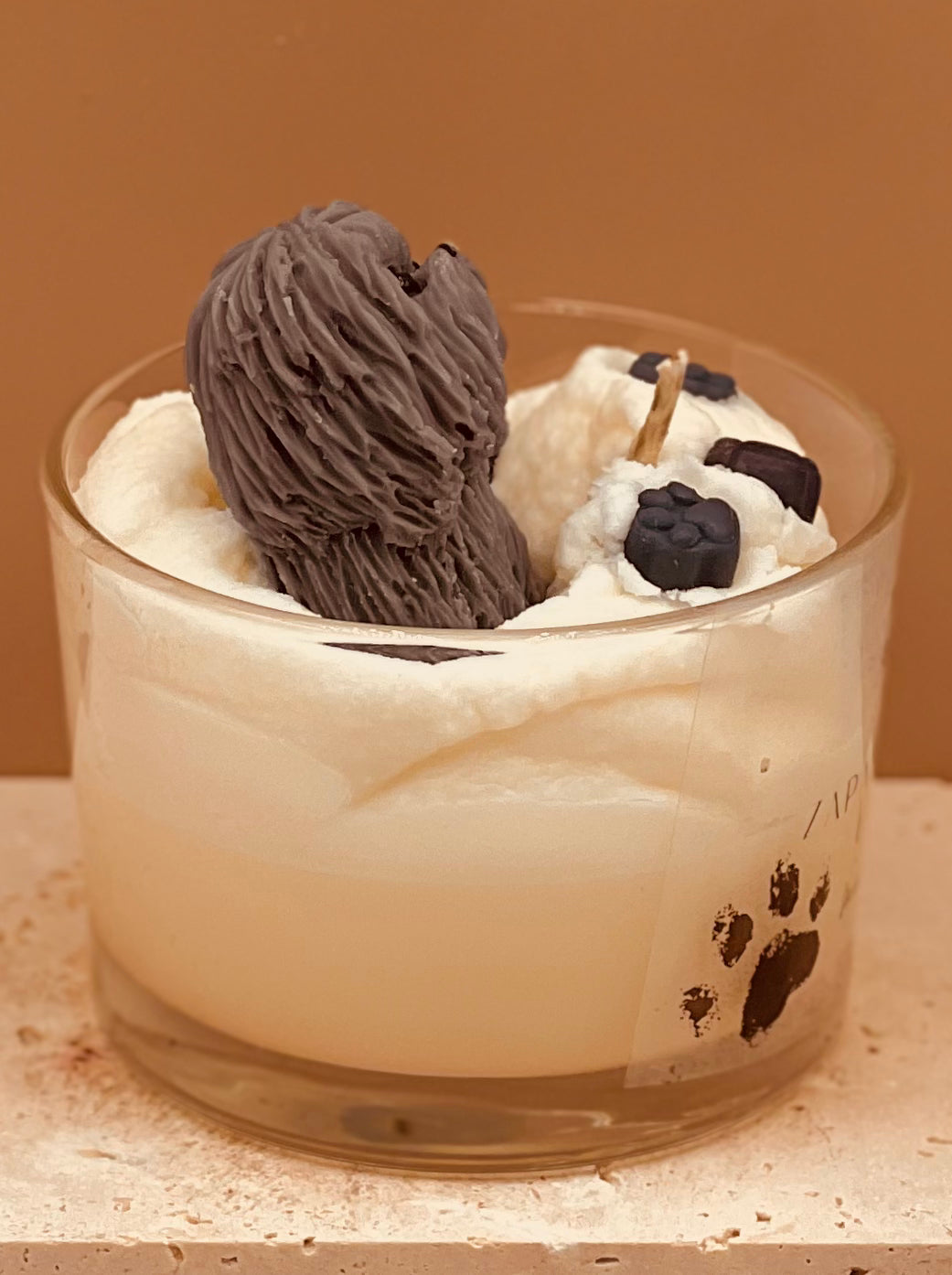 Świeca sojowa o zapachu psich łapek - Shih tzu