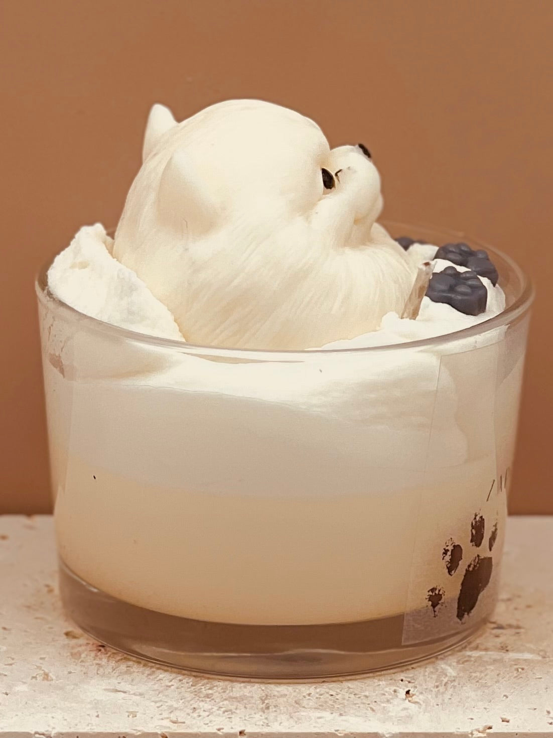 Świeca sojowa o zapachu psich łapek - Pomeranian