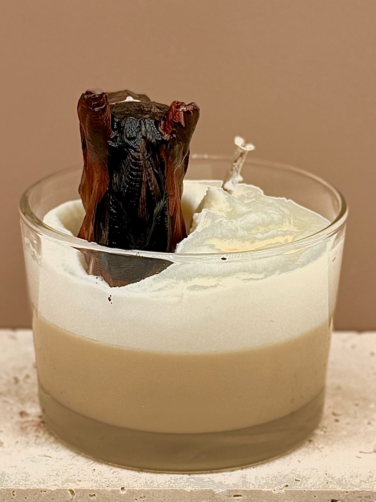 Świeca sojowa o zapachu Stajni (Pina Colada)