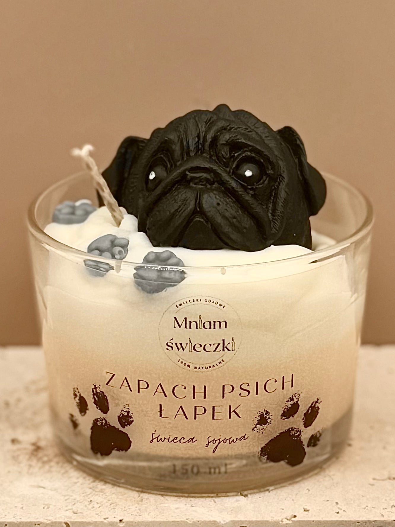 Świeca sojowa o zapachu psich łapek - Mops
